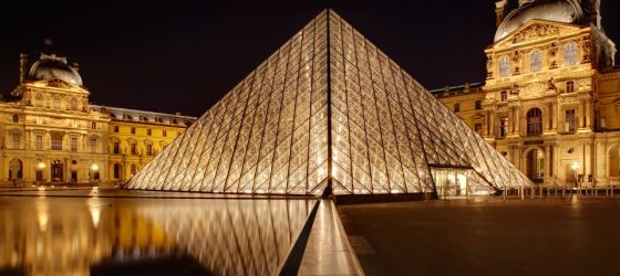 Paris: The Louvre Museum and Seine River Cruise